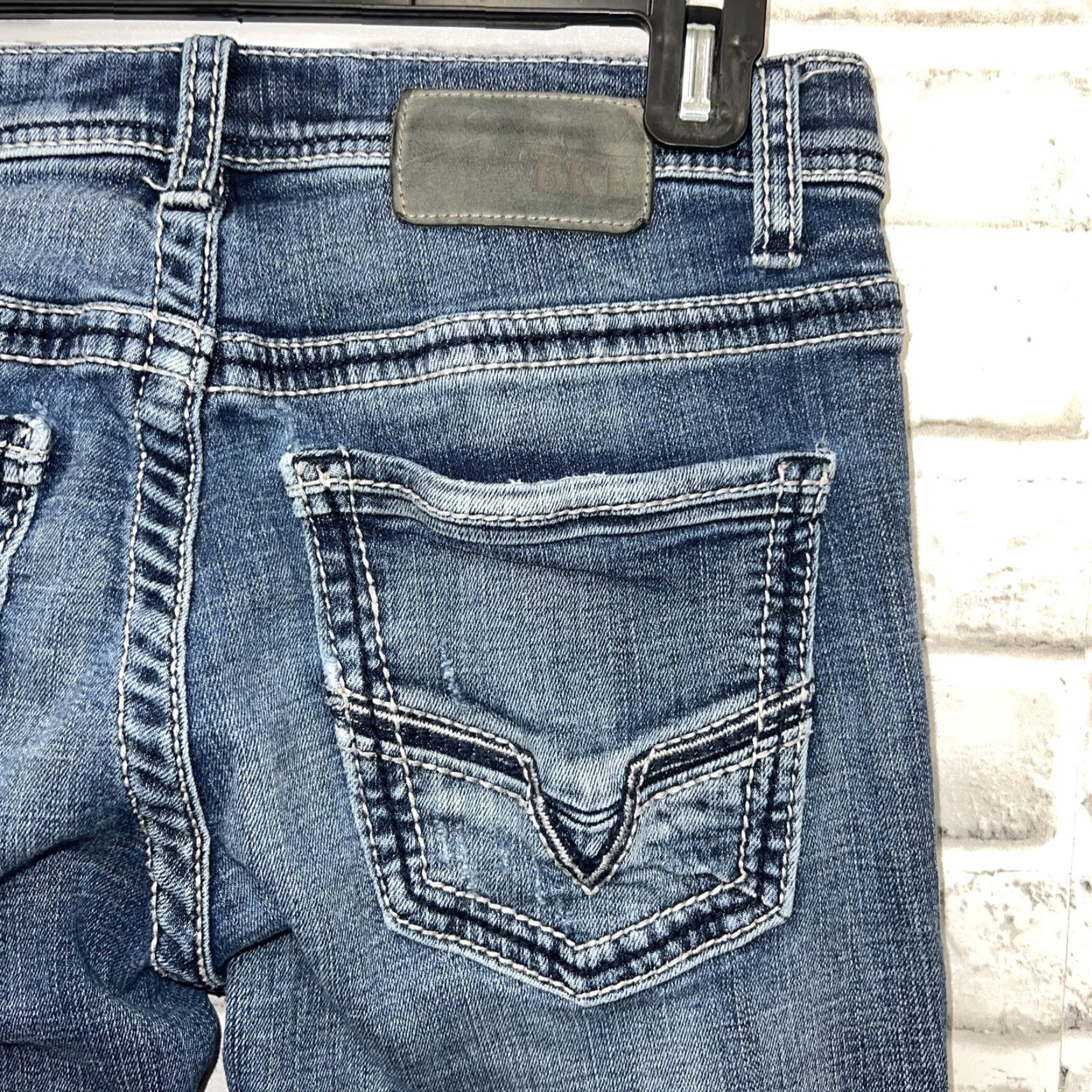 BKE BKE Alec Jeans Mens Straight Distressed Blue 30L x33 Regular 5-Pocket Denim Shirt? Size US 30 / EU 46 - 4 Thumbnail
