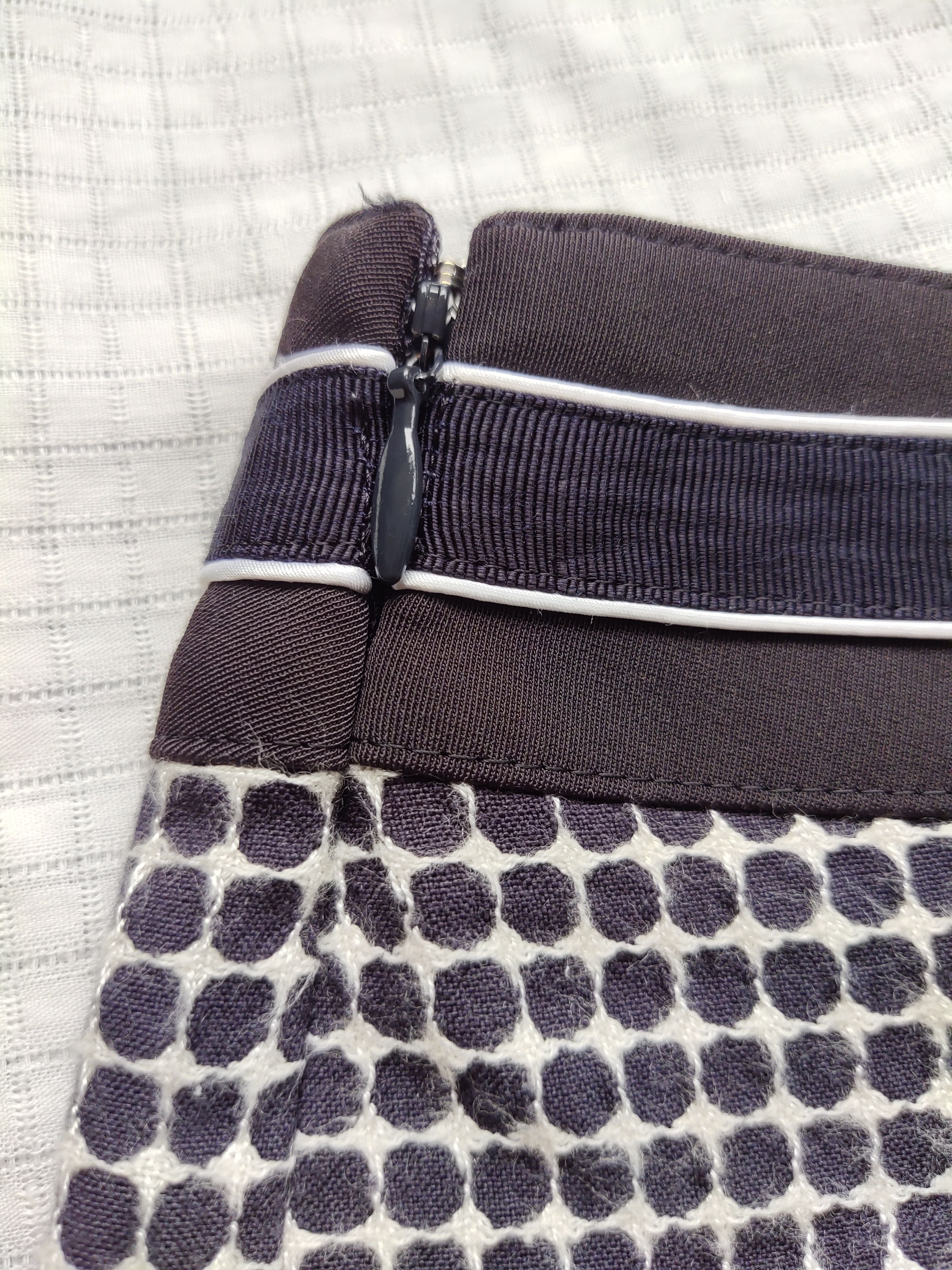 Courreges (SK74) Courreges Navy White Dot A-line Knee Length Skirt 38 Size 27" / US 4 / IT 40 - 8 Thumbnail