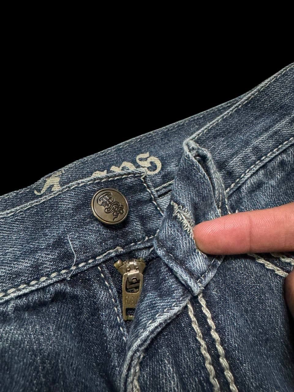 Tornado Mart SUPER BAGGY 90s Style Fubu Mudwash Wide Studded Jeans Size US 26 / EU 42 - 8 Thumbnail