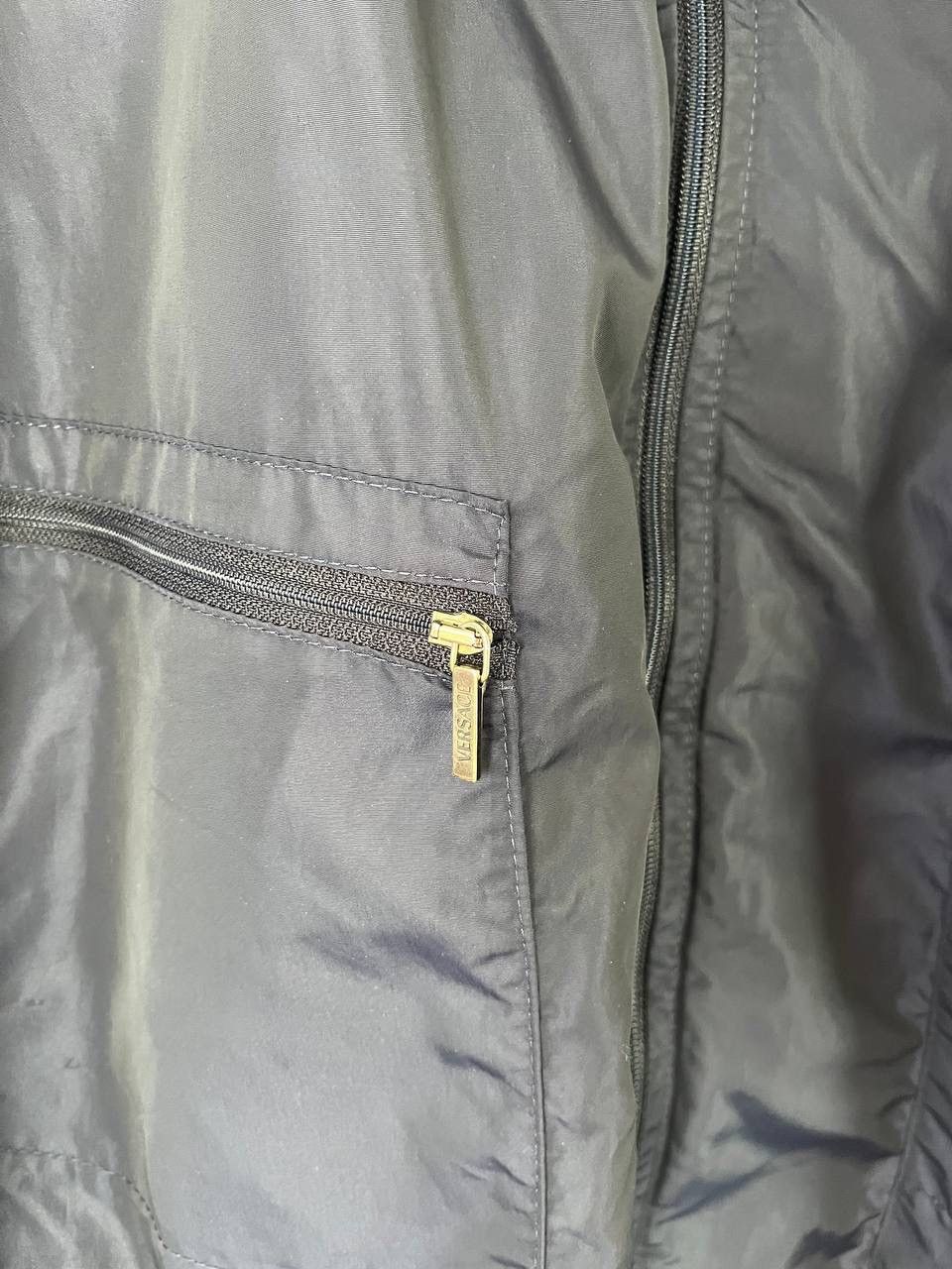 Versace Versace Navy Blue Hooded Windbreaker Jacket Zip Pockets Men Size US S / EU 44-46 / 1 - 5 Thumbnail