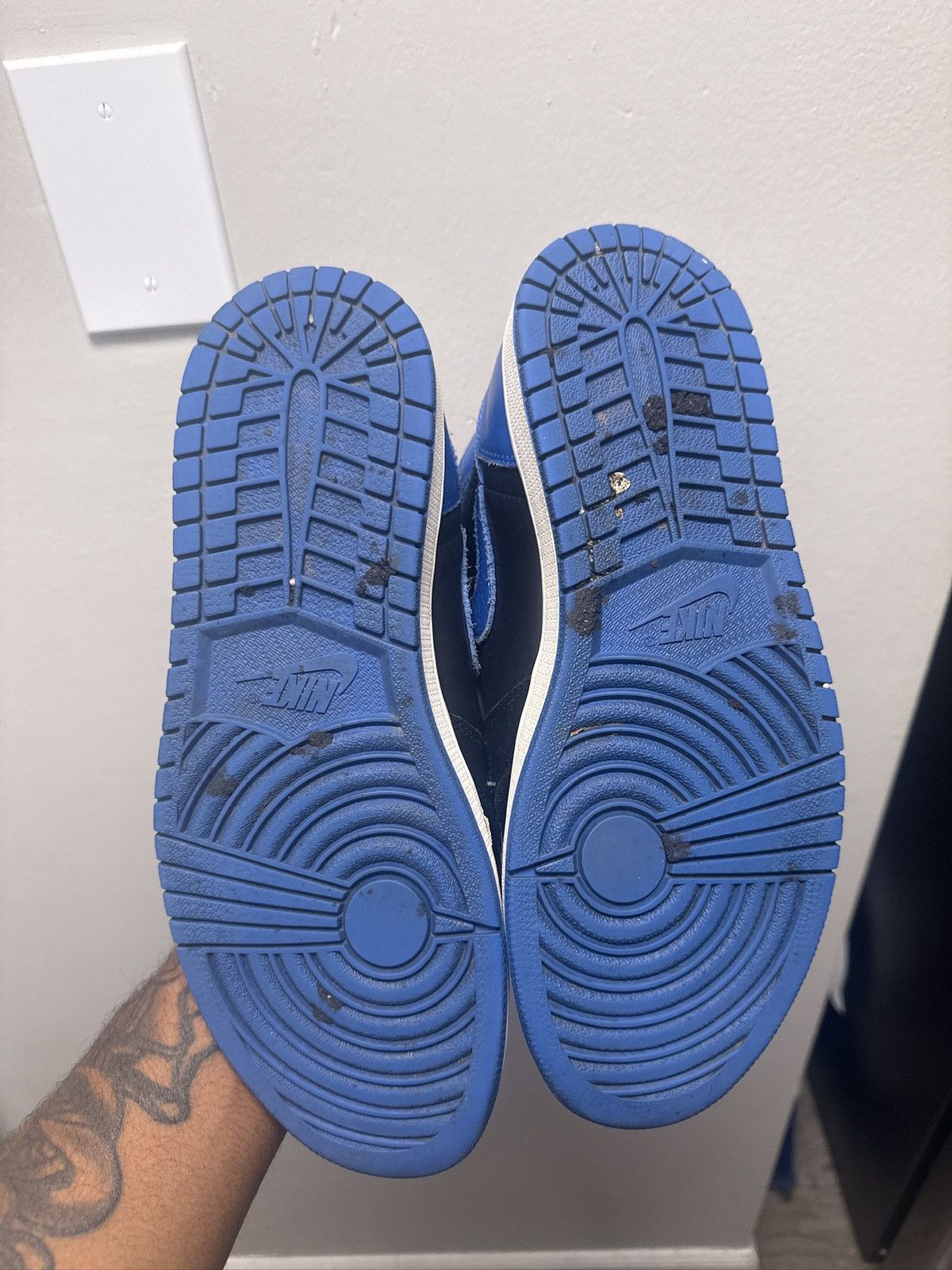 Jordan Brand Air Jordan 1 Royals Size US 10 / EU 43 - 5 Thumbnail