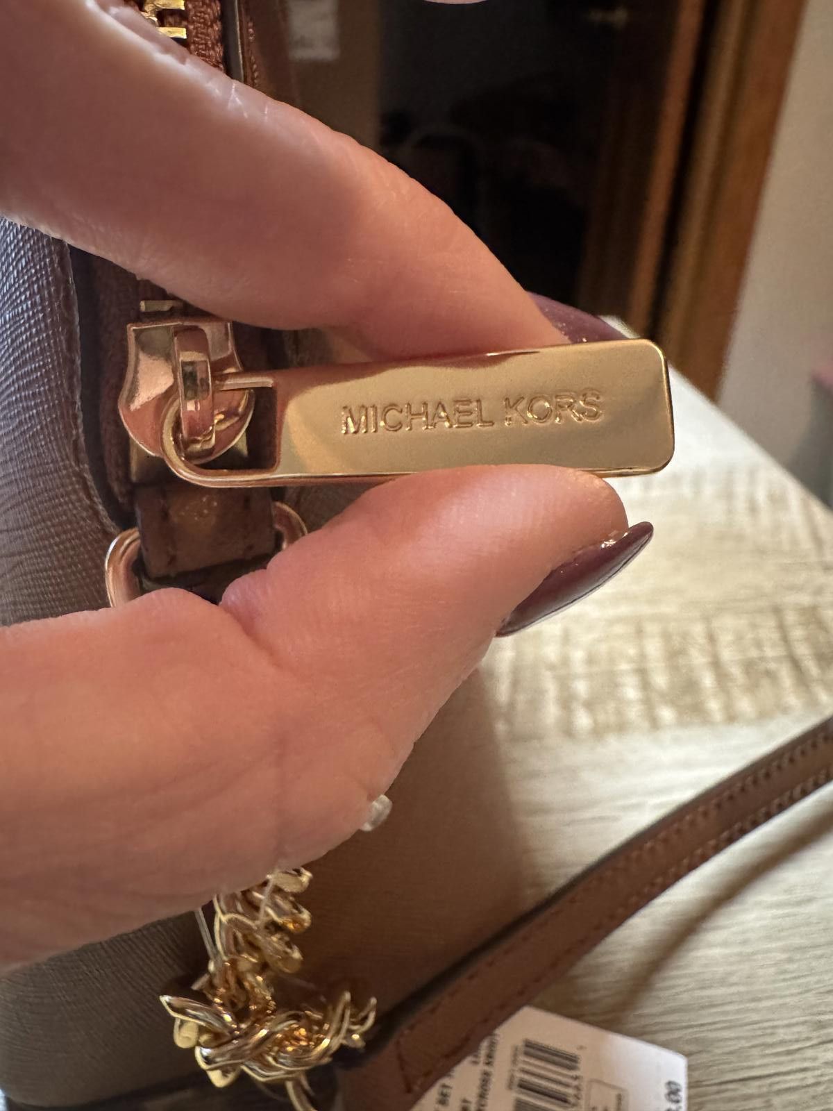 Michael Kors Michael Kors Brown Leather Crossbody with Gold Chain Strap Size ONE SIZE - 7 Thumbnail