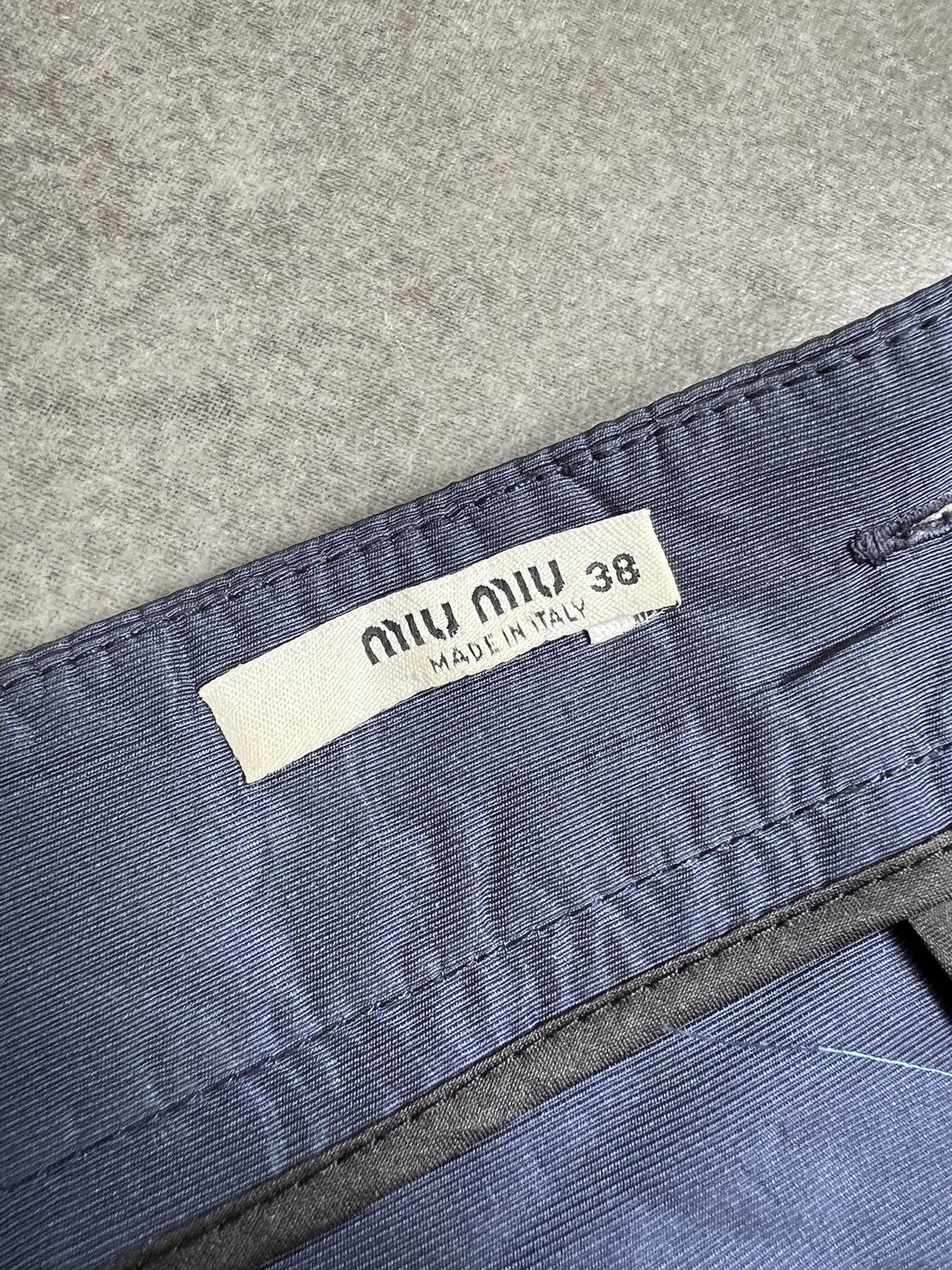 Miu Miu 2009 Miu Miu Navy Taffeta Flared Skirt Size 26" / US 2 / IT 38 - 4 Thumbnail