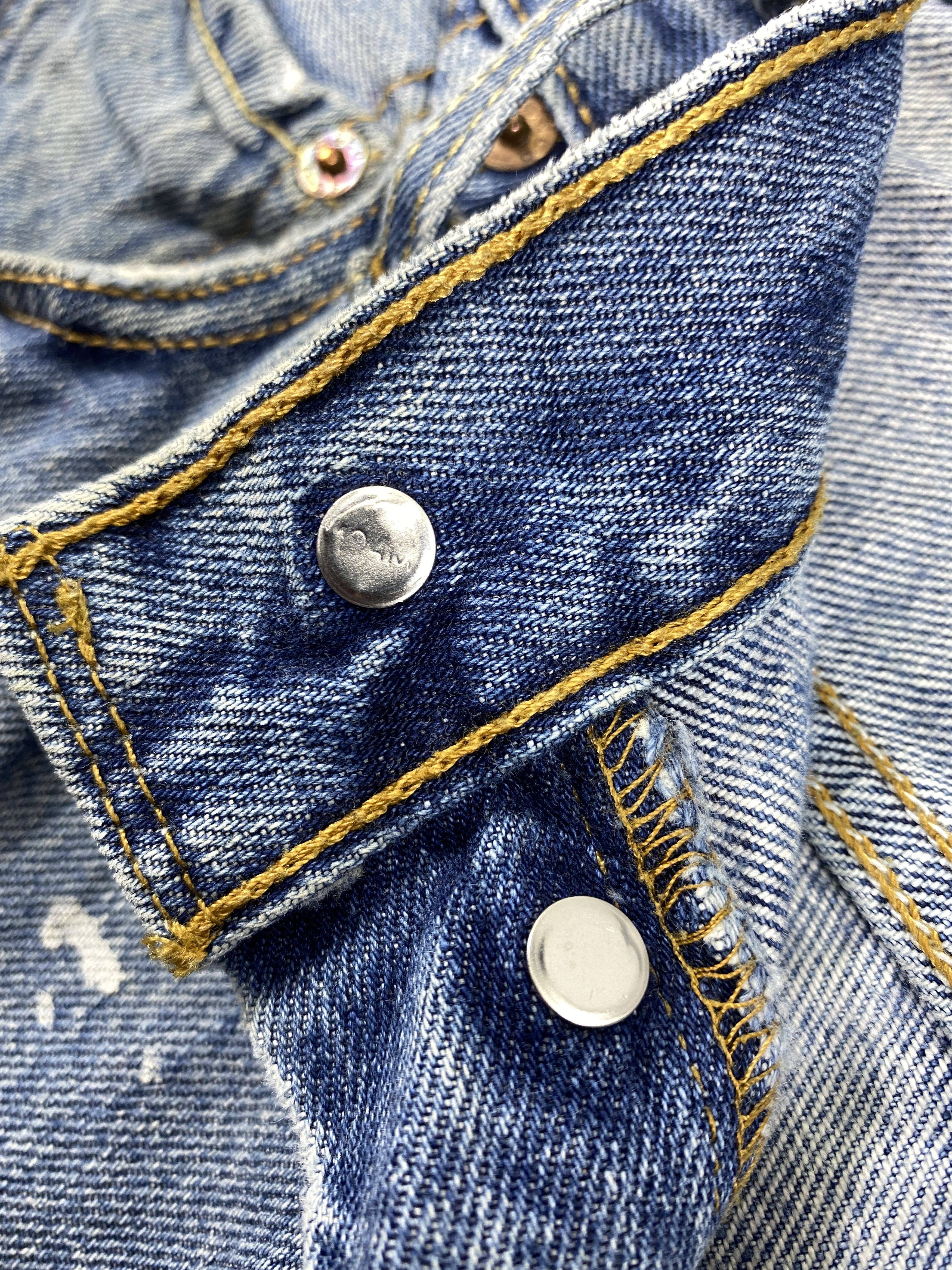 Japanese Brand Dirty Used Blue Vintage Levi's 501 Jeans 34x32.5 - JN1622 Size US 34 / EU 50 - 7 Thumbnail