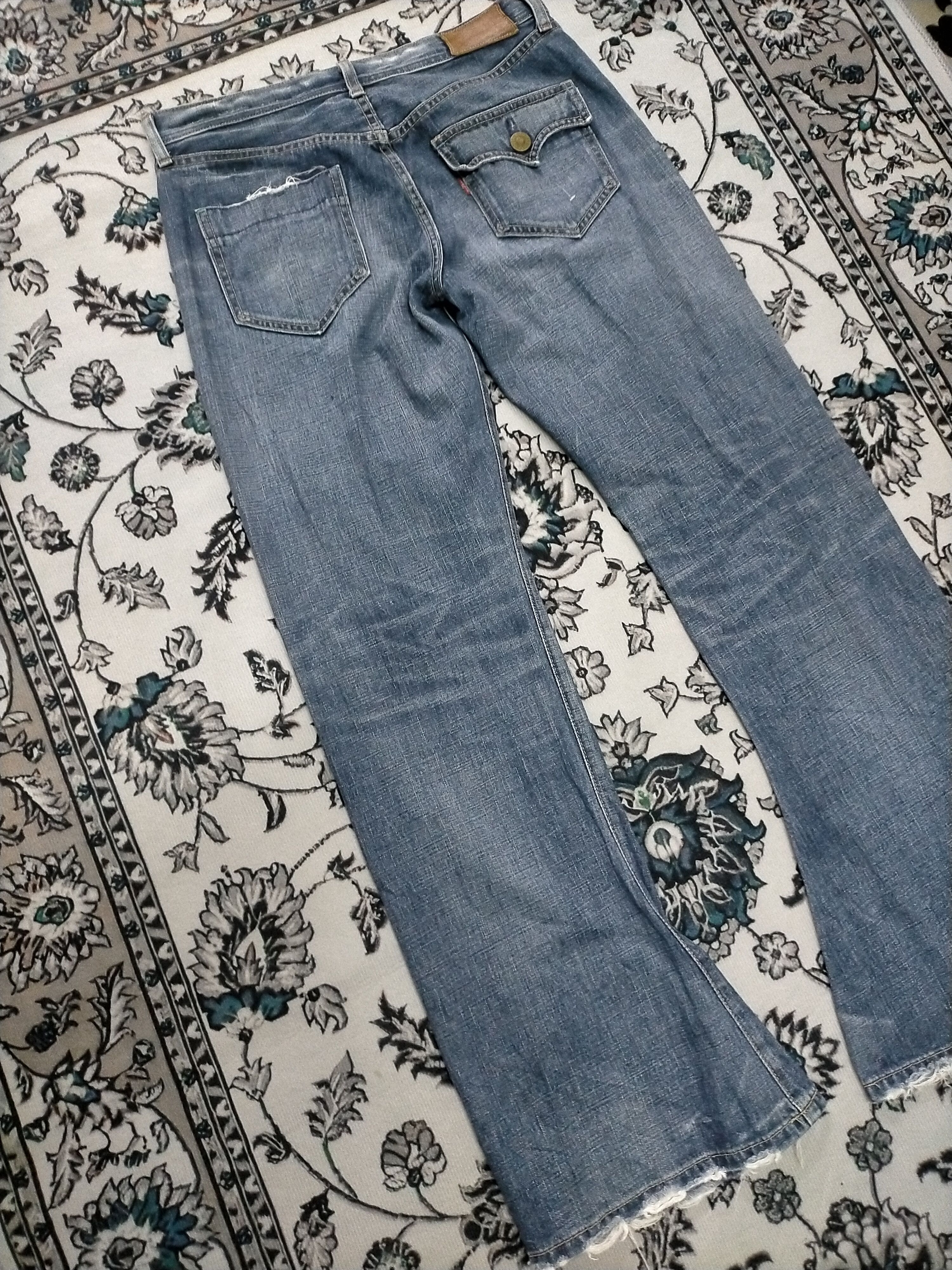 Levi's 🔥Flare 🔥Vtg Levis Mudwash Distressed Flare Jeans Size US 31 - 9 Thumbnail