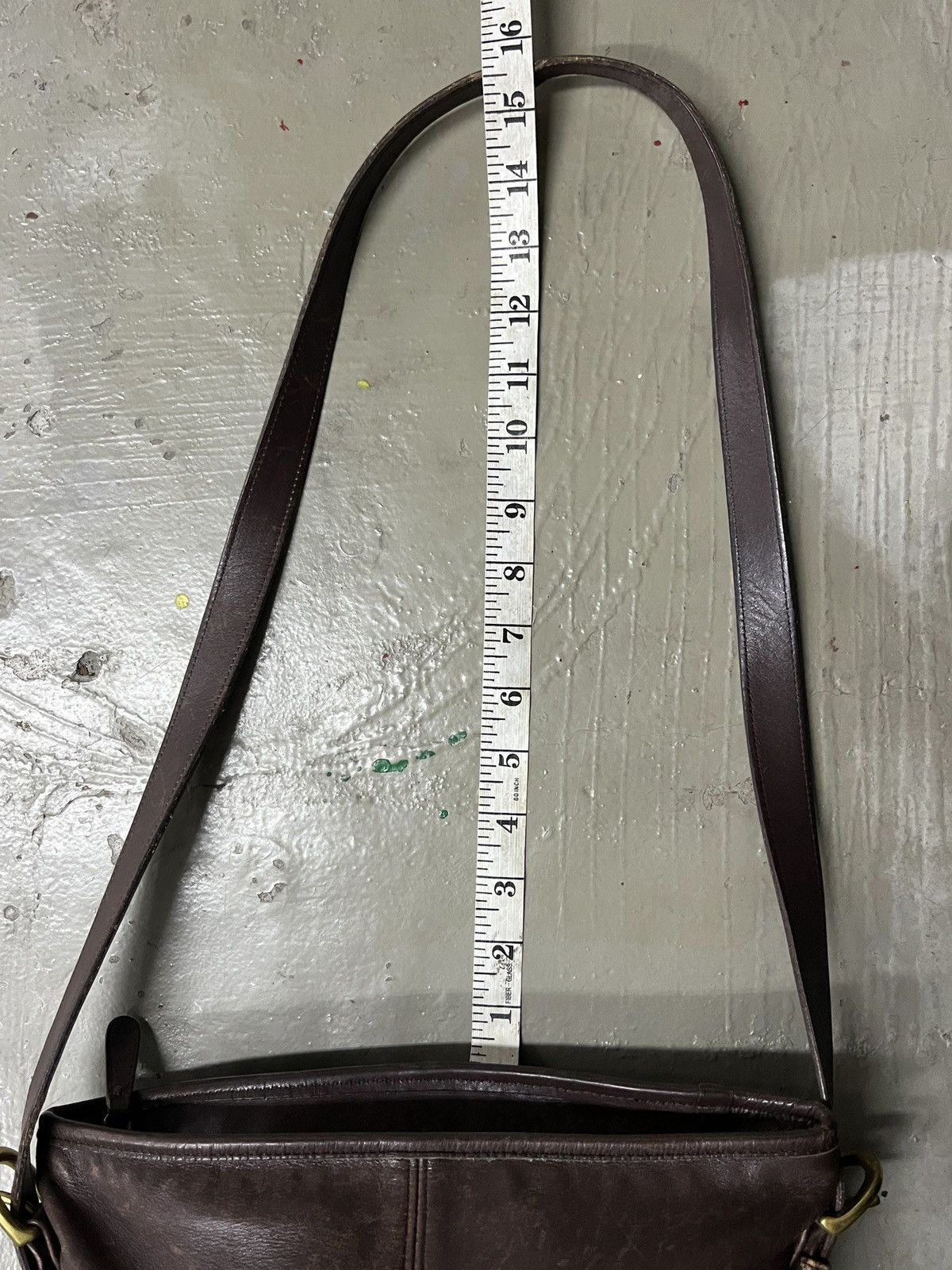 Coach Coach Vintage Tanned Patina Cowhide Leather Bucket Bag Size ONE SIZE - 21 Thumbnail