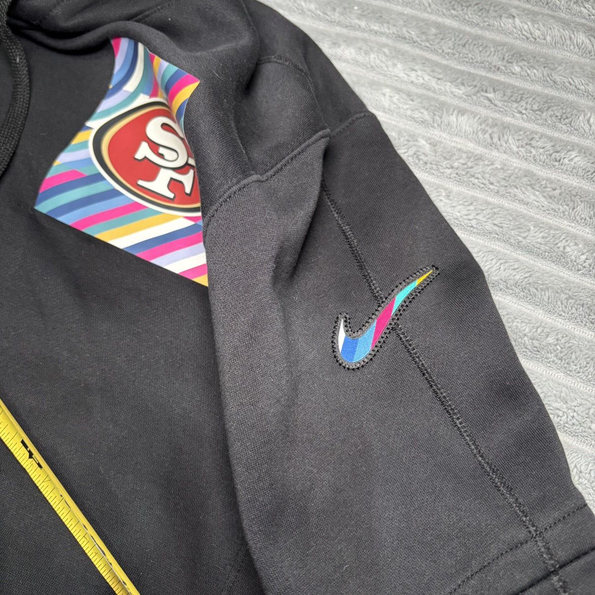 Nike NIKE San Francisco 49ers 2023 Crucial Catch Therma Pullover Size US S / EU 44-46 / 1 - 6 Thumbnail