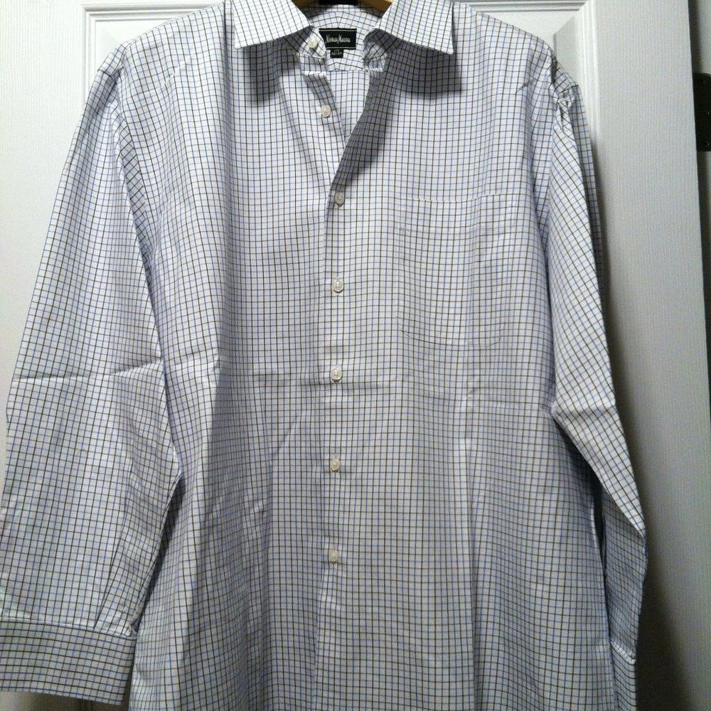 Neiman Marcus NEIMAN MARCUS MENS COTTON CASUAL SHIRT SIZE: 17.5/32-33 Size US XL / EU 56 / 4 - 4 Thumbnail