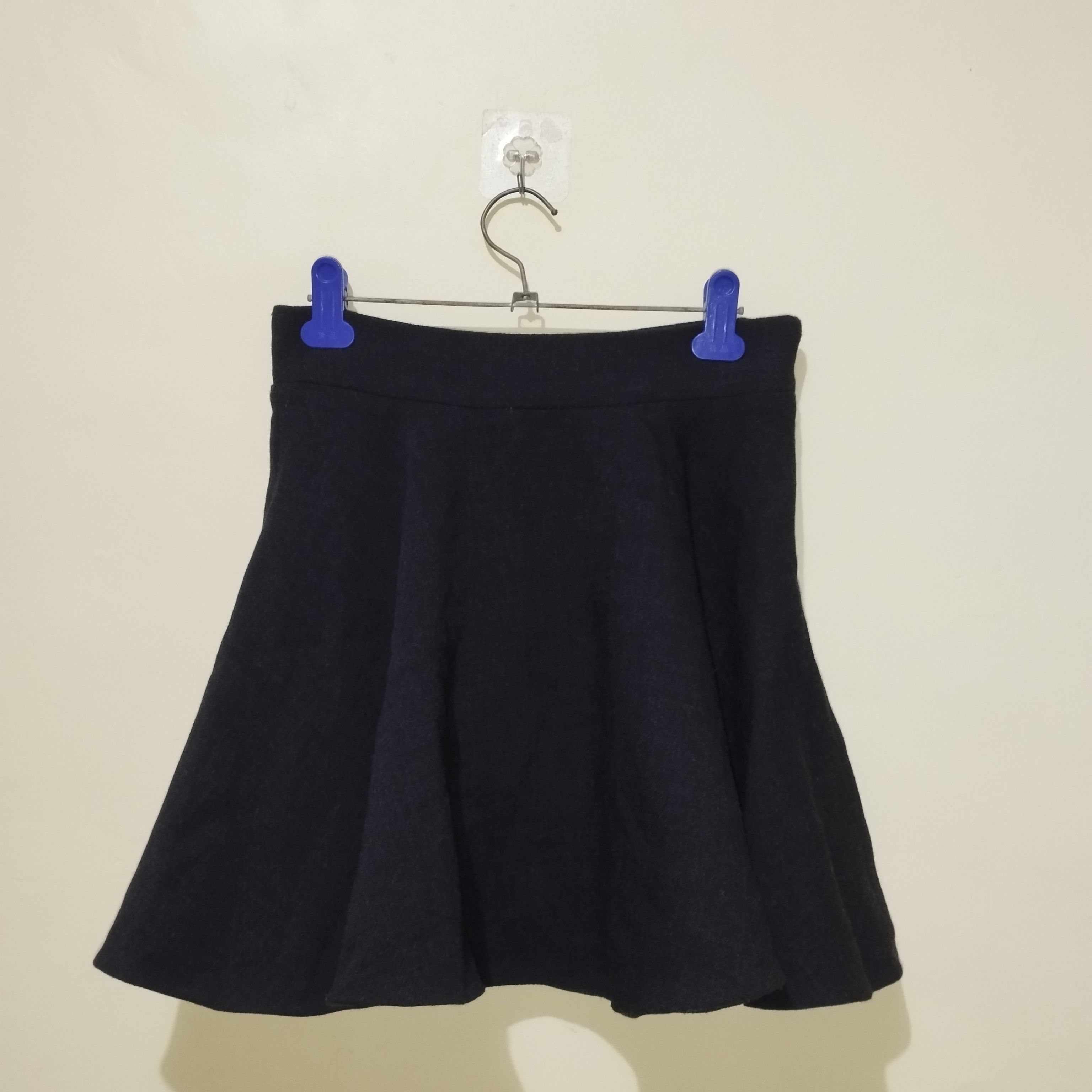 Miu Miu MIU MIU WOOL SKIRT Size 25" / US 0 / IT 36 - 1 Thumbnail