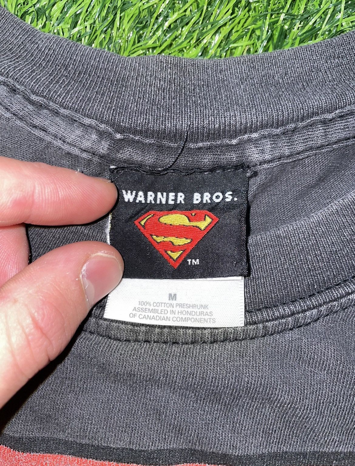 DC × Vintage Vintage DC Superhero Warner Bros Superman Tee Shirt Size M Size US M / EU 48-50 / 2 - 3 Thumbnail