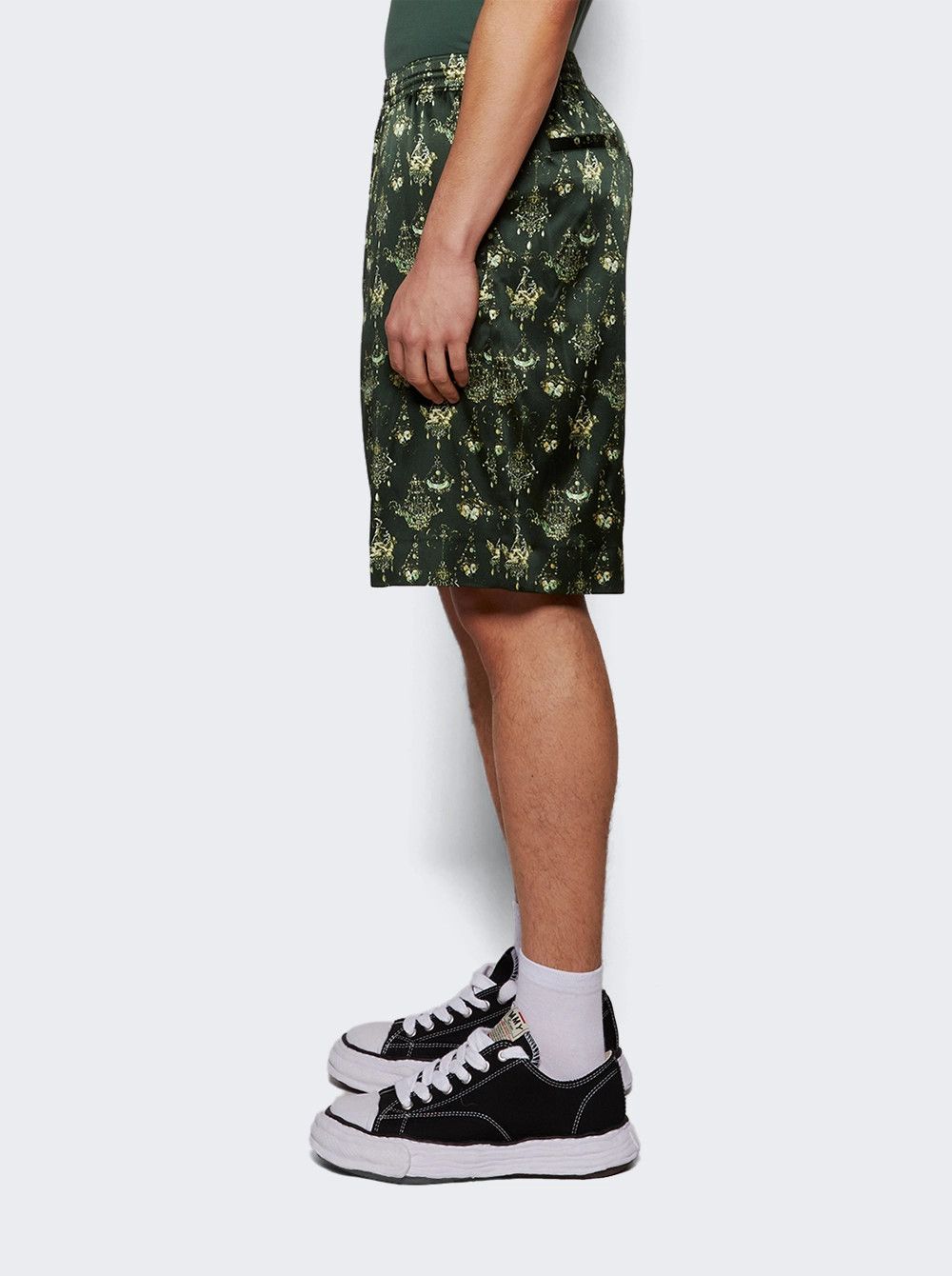 Givenchy o1mle0426 Tailored Joggers Shorts in Green Size US 30 / EU 46 - 3 Thumbnail