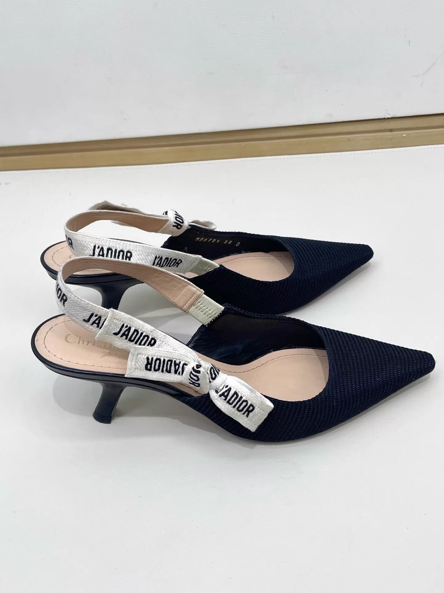 Dior Dior Black Kitten-Heel Bow Pointed Toe Sandals 38 Size US 7.5 / IT 37.5 - 2 Thumbnail