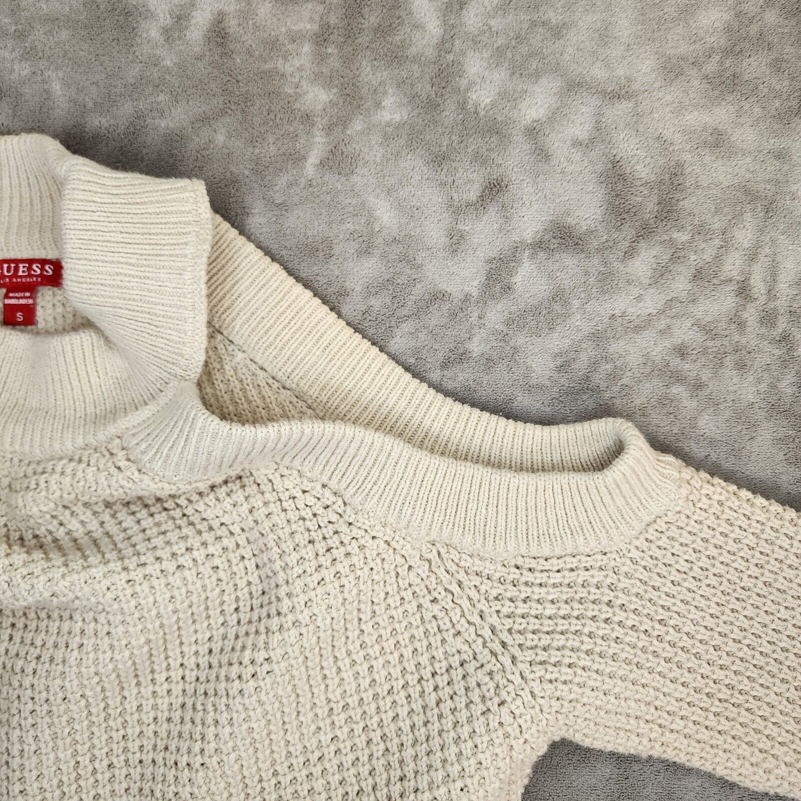 Guess Women's Guess Ivory Cold Shoulder Pullover Sweater S Size S / US 4 / IT 40 - 6 Thumbnail