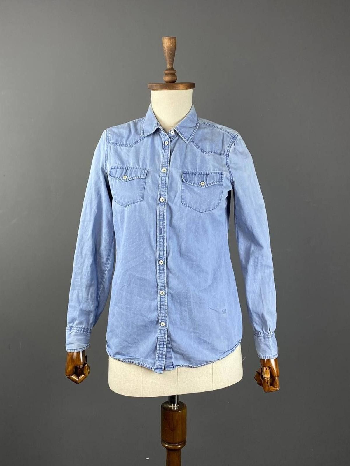 Designer Emily Van Den Bergh Blue Denim Blouse Shirt Size 36 / S Size S / US 4 / IT 40 - 1 Thumbnail