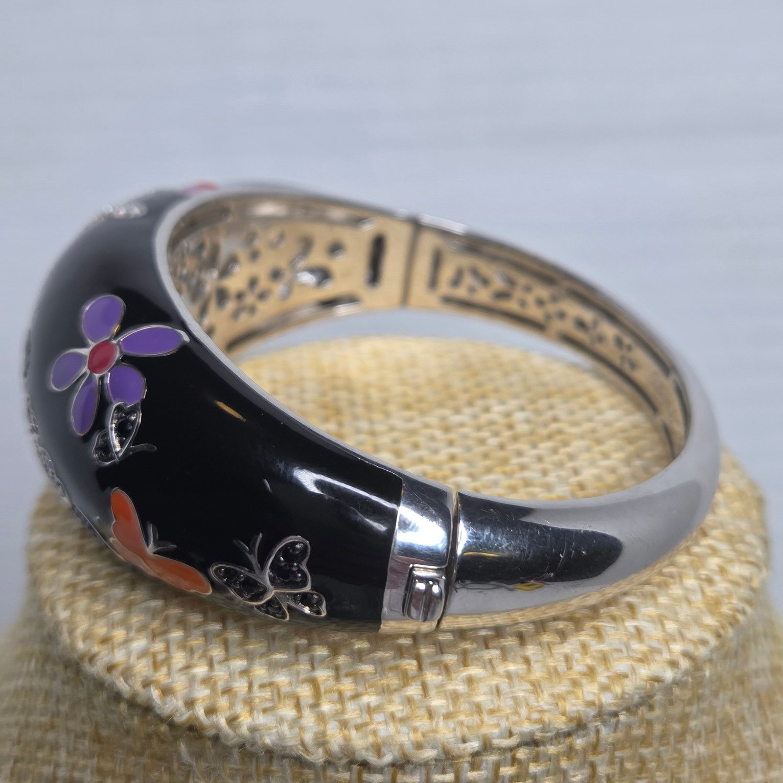 Other Belle Etoile Hand Painted Art Deco Flutter Bangle Bracelet Size ONE SIZE - 6 Thumbnail