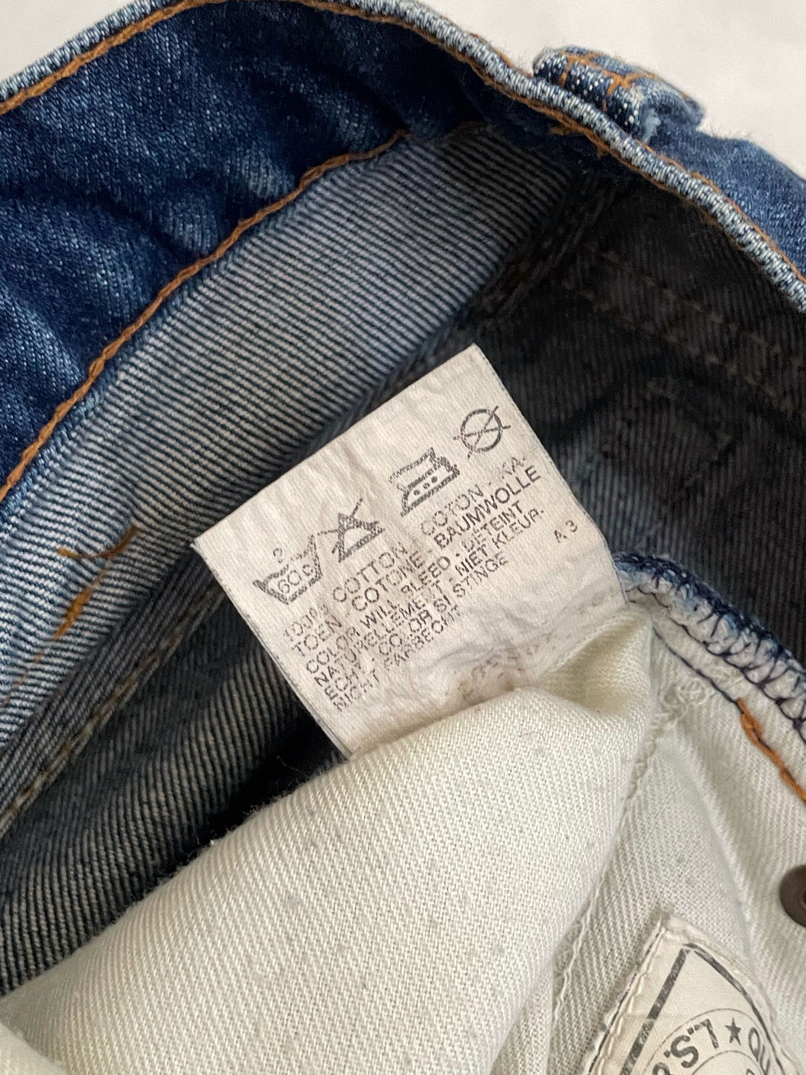 Levi's Vintage Clothing Levi’s vintage Leather Tab blue denim pants Man size: 32x32 Size US 33 - 12 Thumbnail