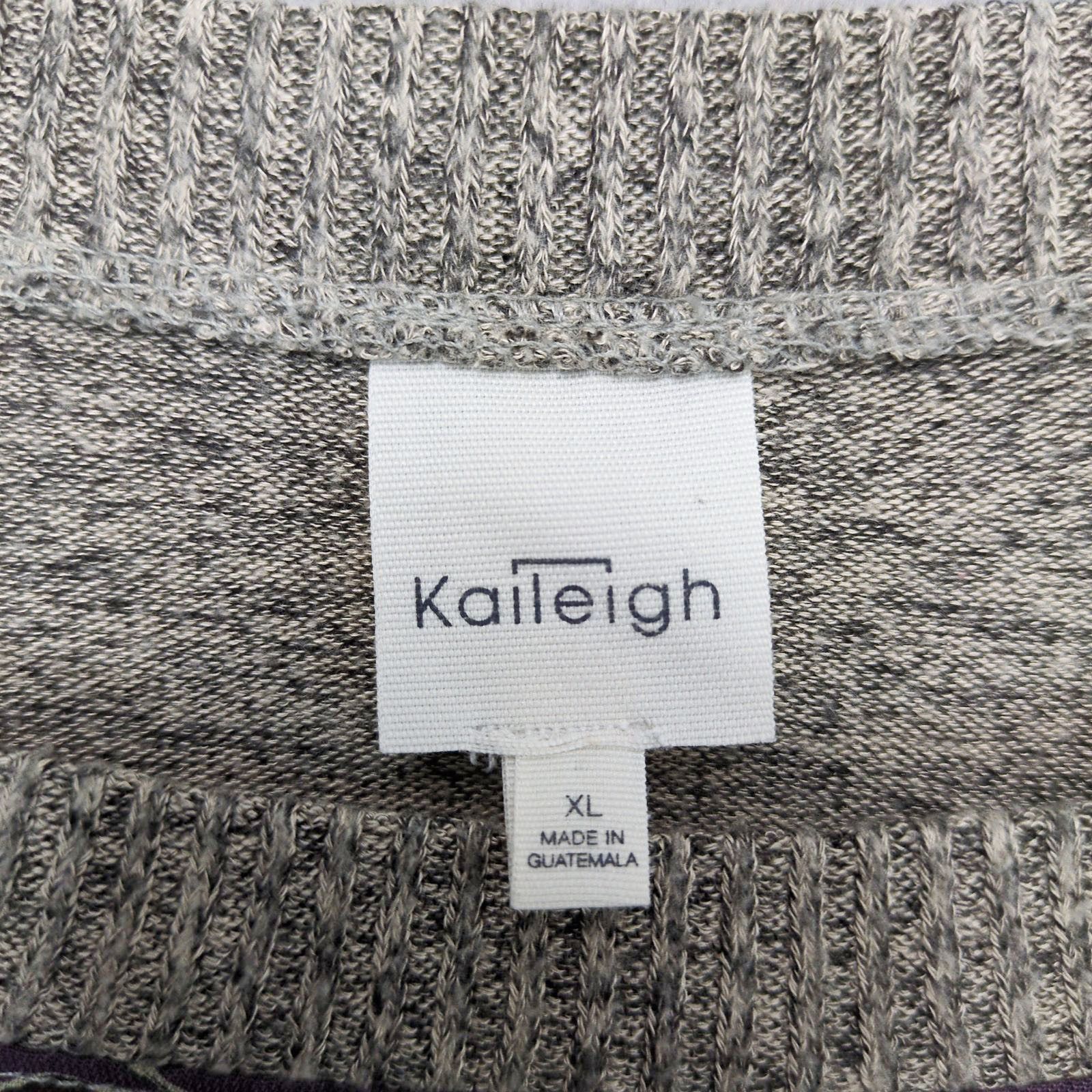 Other Kaileigh Women's XL Purple Floral Front Knit Long Sleeve Top Size XL / US 12-14 / IT 48-50 - 3 Thumbnail