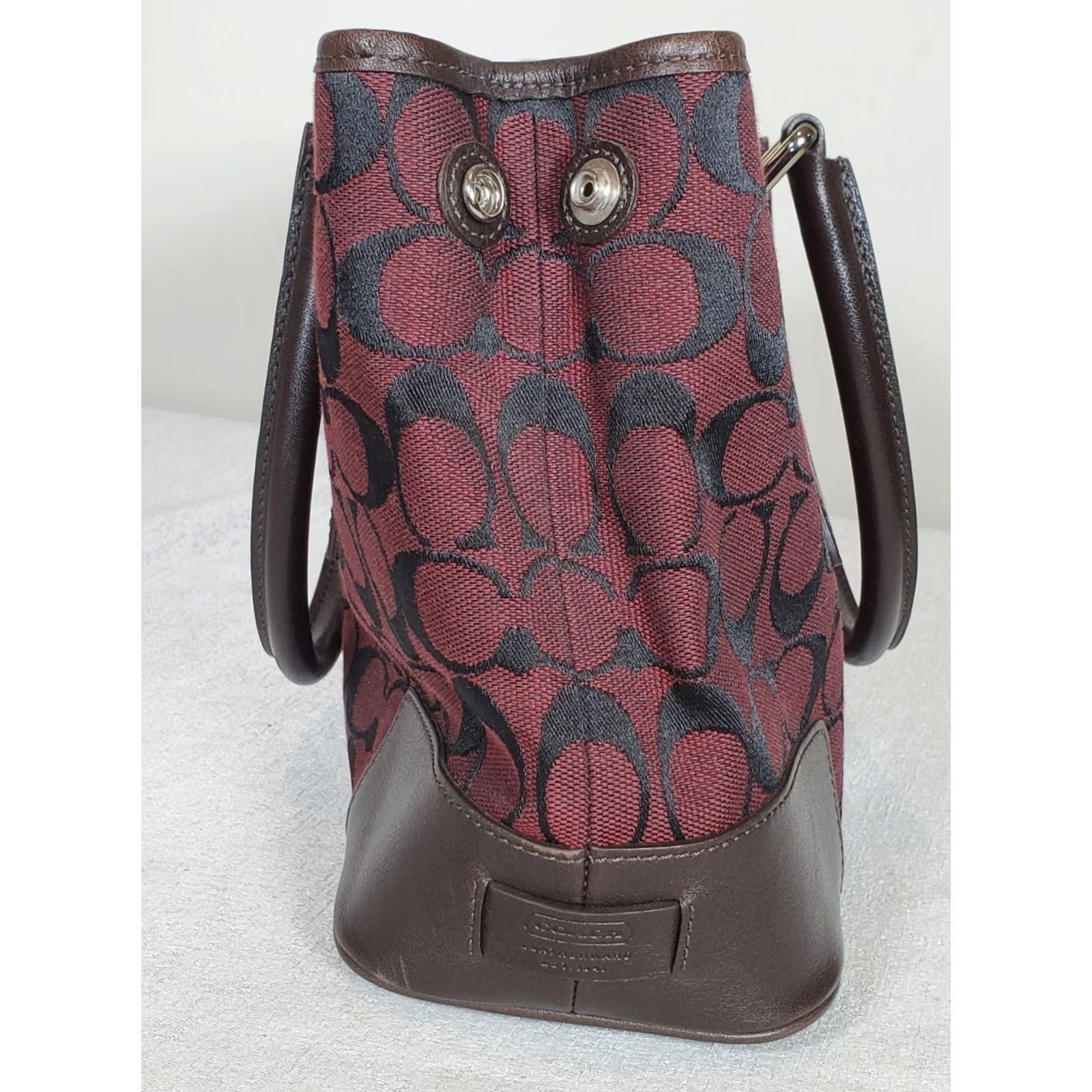 Coach VINTAGE Coach Tote Handbag Women Medium Red Jacquard Canvas Brown Leather Signature C Monogram 6089 Size ONE SIZE - 3 Thumbnail