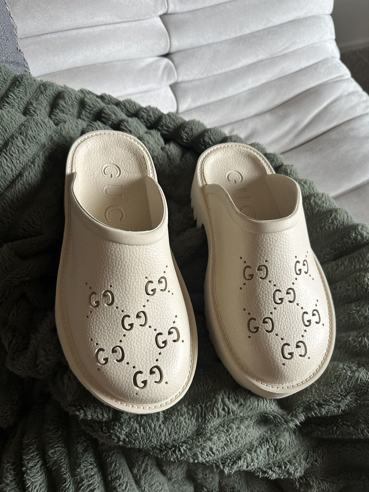 Gucci Gucci Guccisima Slides Size US 6 / EU 39 - 1 Thumbnail