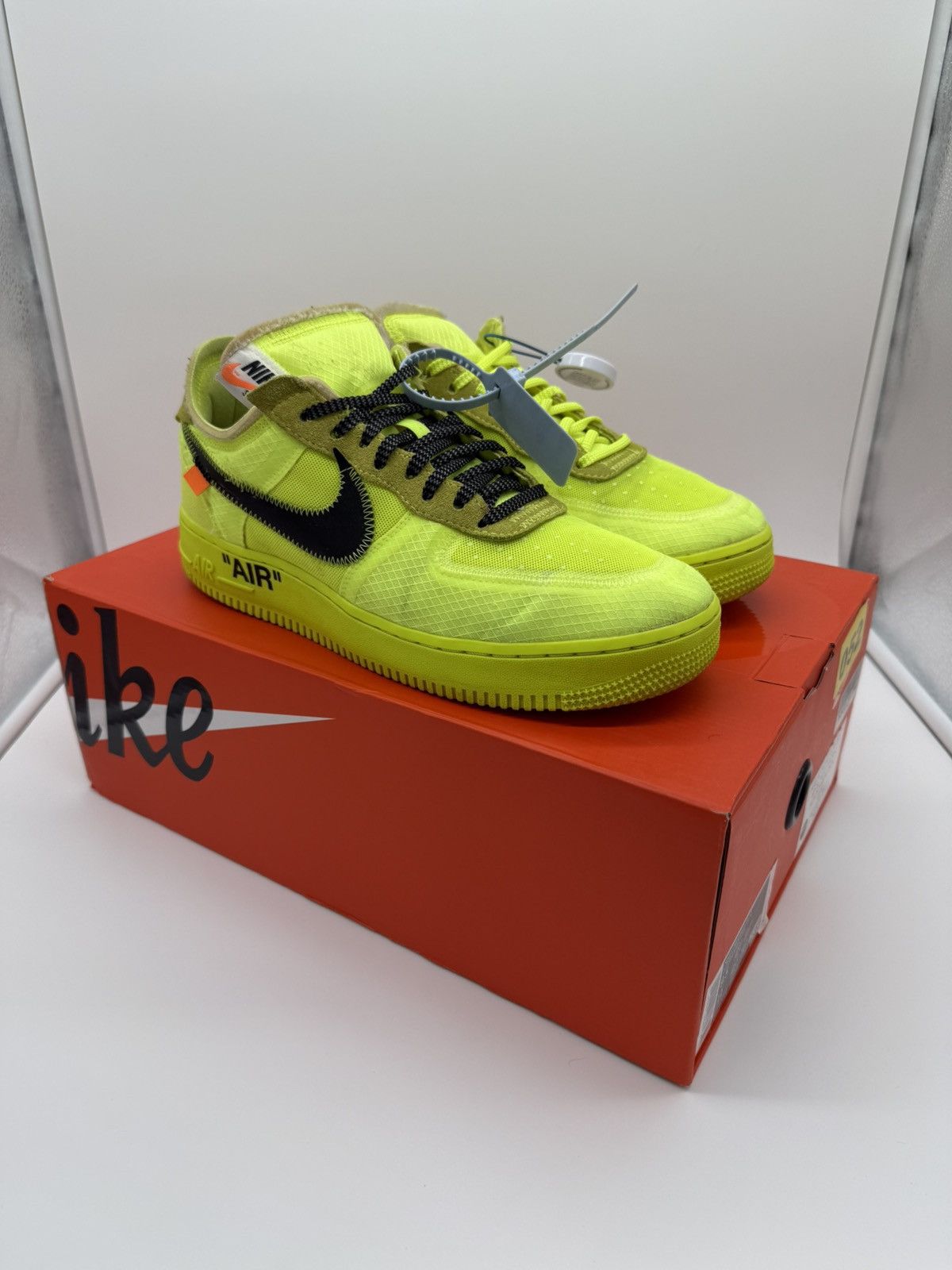 Nike × Off-White Nike Off-White x Air Force 1 Low Volt Size US 9.5 / EU 42-43 - 1 Thumbnail