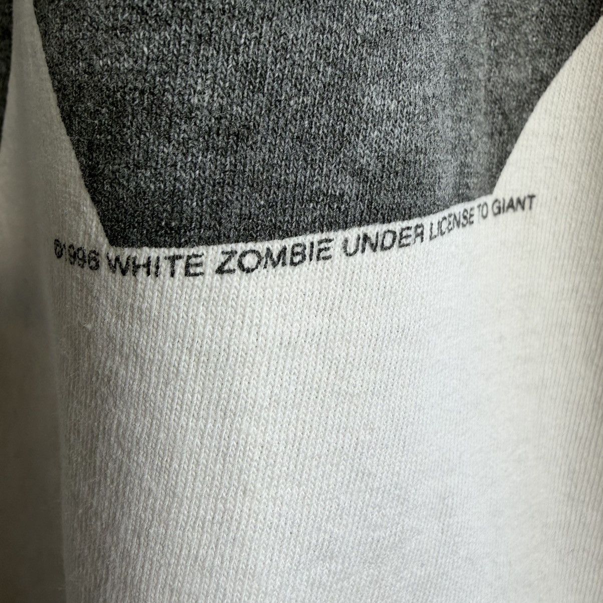 Band Tees Vintage 90s Thrashed White Zombie 666 Faded Erd Band Tee Size US XL / EU 56 / 4 - 7 Thumbnail