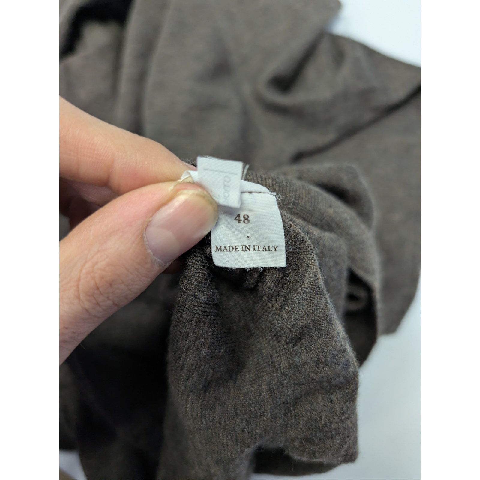 Brunello Cucinelli o1rshd1 CC20 Sweater in Dark Brown Size US M / EU 48-50 / 2 - 18 Thumbnail