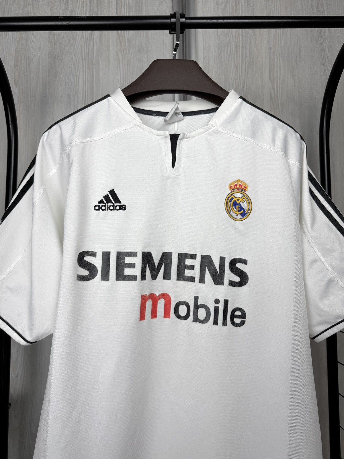 Adidas Authentic Adidas Real Madrid 2003/2004 Home Soccer Jersey XL Size US XL / EU 56 / 4 - 4 Thumbnail