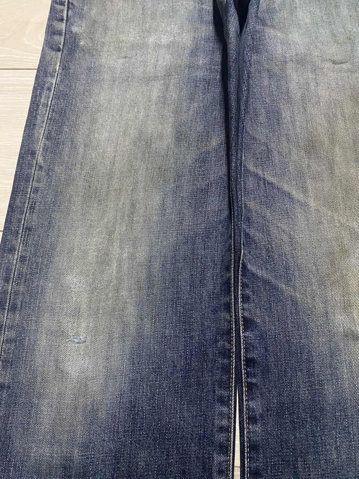 Japanese Brand Vintage Uniqlo S-003 Faded Wash Grunge Distressed Baggy Jean Size US 30 / EU 46 - 7 Thumbnail