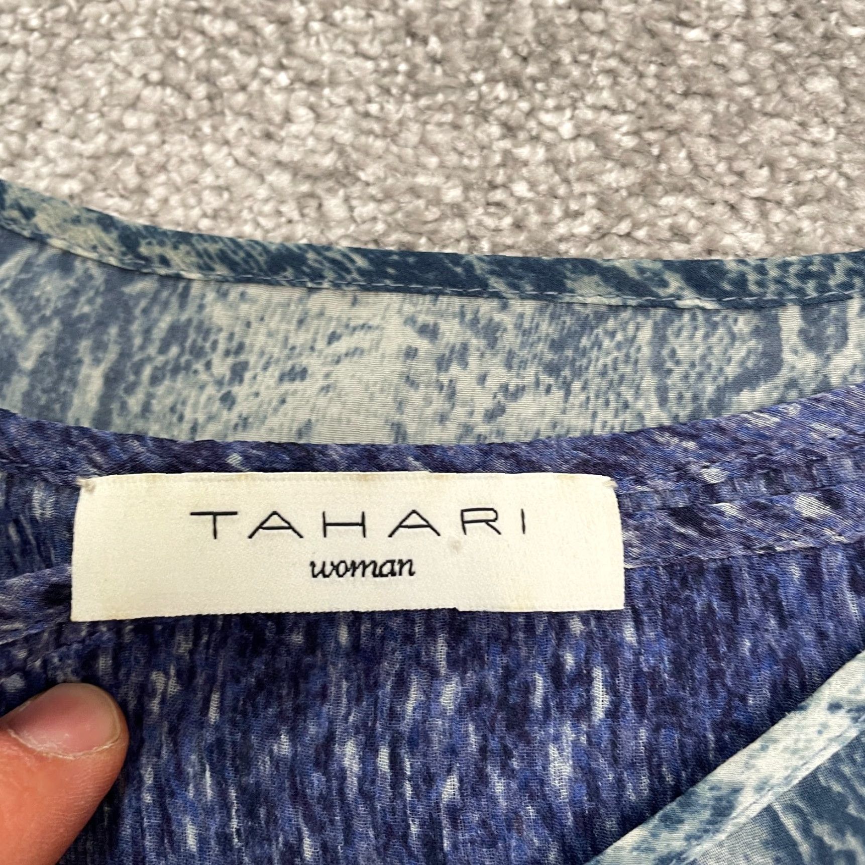 Vintage Tahari Tank Blouse Womens 1X Plus Blue Animal Print Casual Bohemian Sleeveless Strappy Sleeve Polyester Rayon Chiffon Round Neck Size XL / US 12-14 / IT 48-50 - 3 Thumbnail
