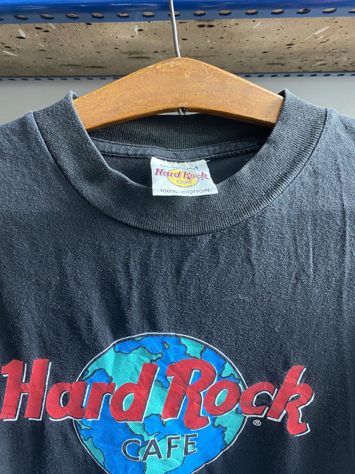 Hard Rock Cafe HARD ROCK CAFE KOWLOON TSHIRT Size US L / EU 52-54 / 3 - 3 Thumbnail