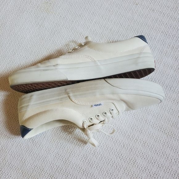 Vans Vans off the Wall Old Skool White Sz. 11.5 Sneakers Size US 11.5 / EU 44-45 - 6 Thumbnail
