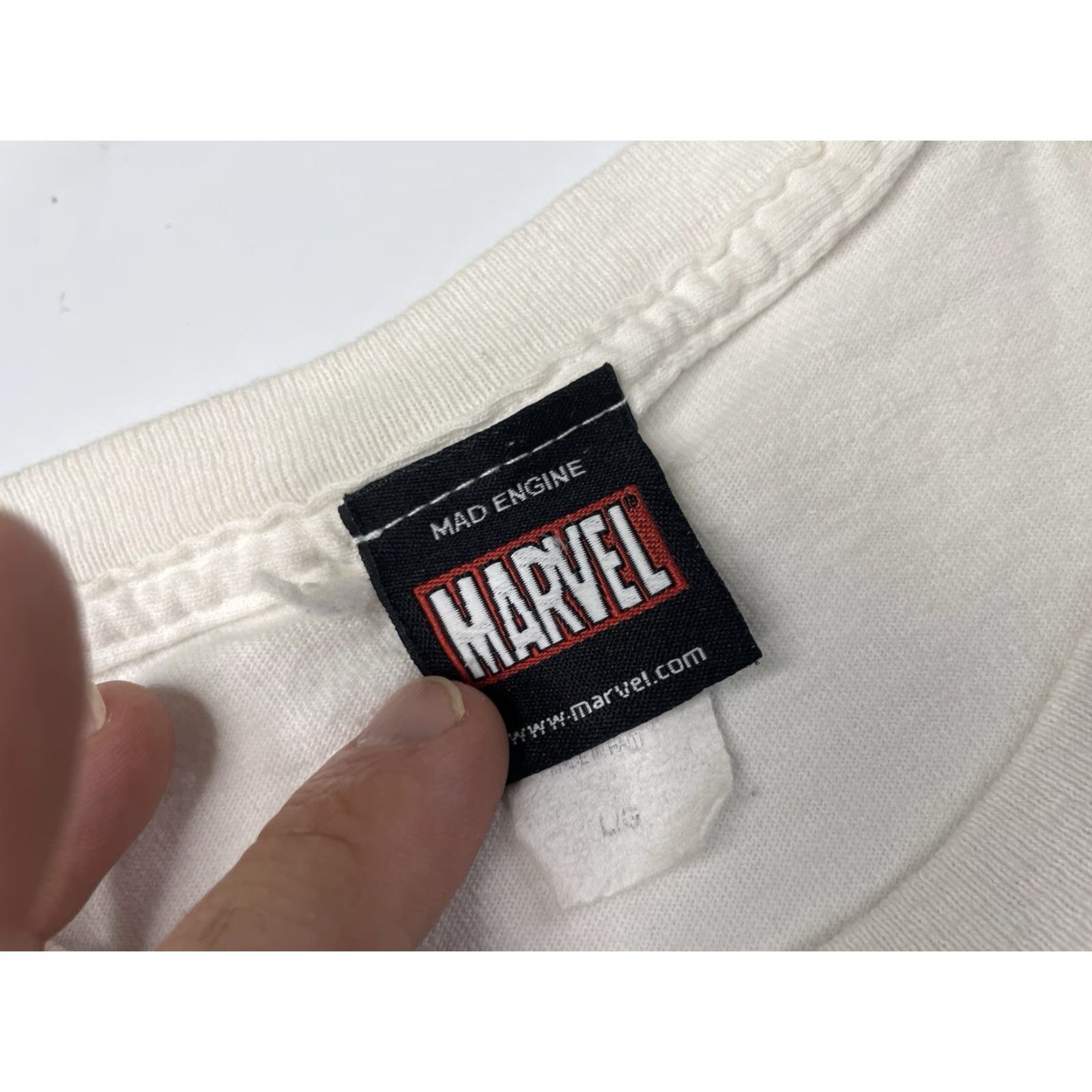 Vintage VINTAGE Marvel Avengers Shirt White Mad Engine Comics All Over Print Men’s Large Shirt Size US L / EU 52-54 / 3 - 3 Thumbnail