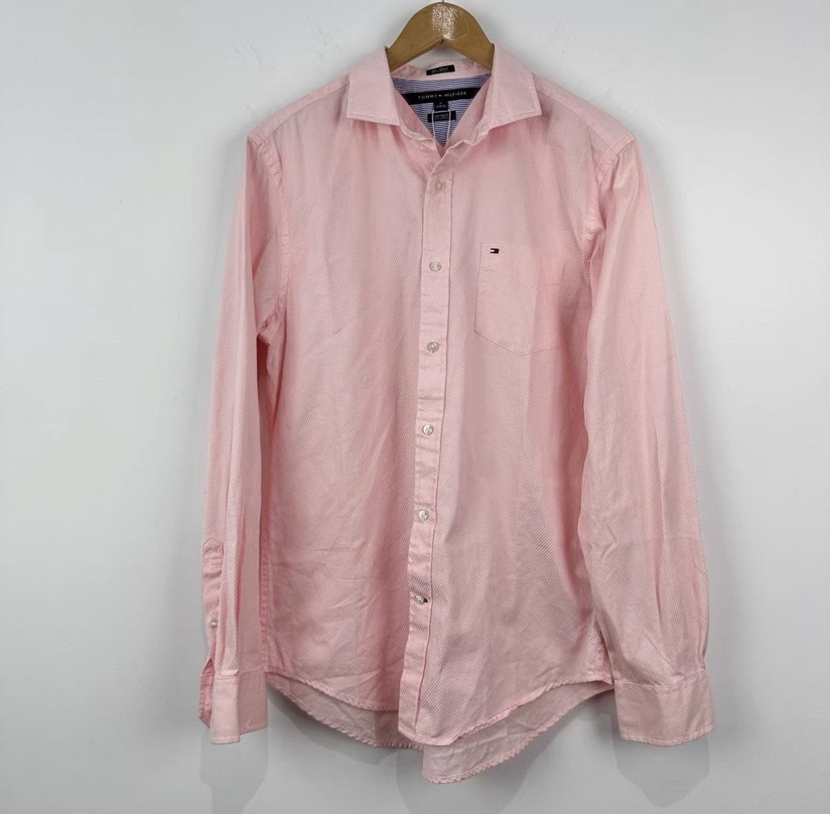 Tommy Hilfiger Tommy Hilfiger Business Casual Long Sleeve Shirt J42 Size US M / EU 48-50 / 2 - 1 Thumbnail