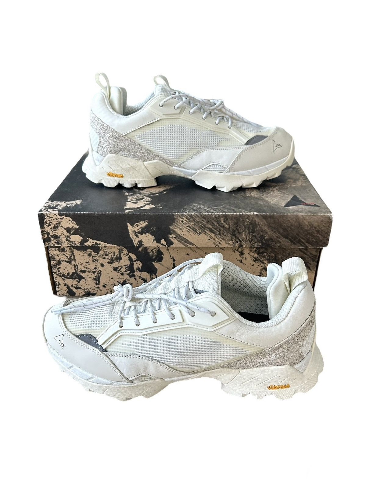 ROA Roa hiking lhakpa mesh offwhite sneakers | Grailed
