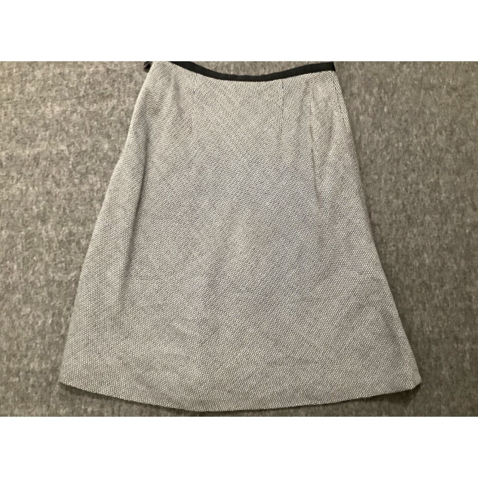 Ann Taylor Ann Taylor Skirt Womens Size 2 Black White Wool Tweed A-Line Knee Length Striped Pattern Multicolor Lined Raised Rise Wom en 2 Size 26" / US 2 / IT 38 - 7 Thumbnail