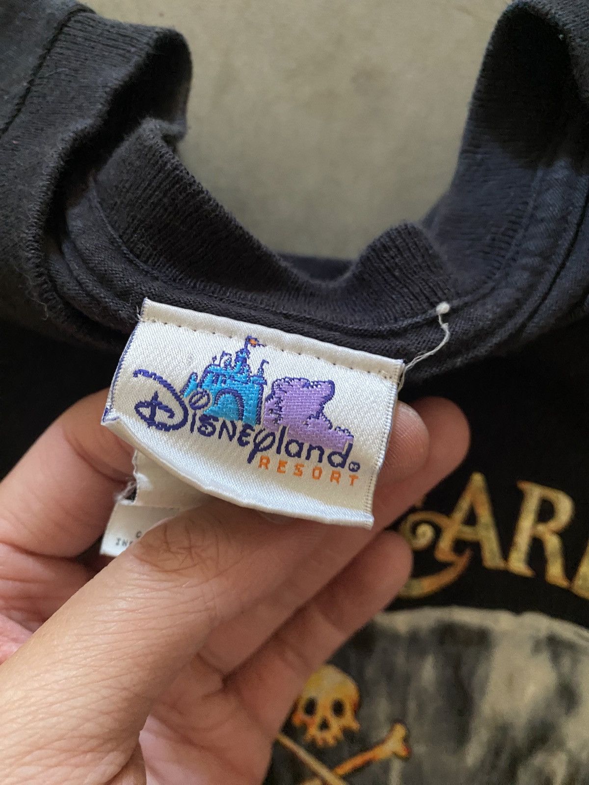 Disney Vintage Disneyland Pirates of the Caribbean Tee Size US L / EU 52-54 / 3 - 2 Thumbnail