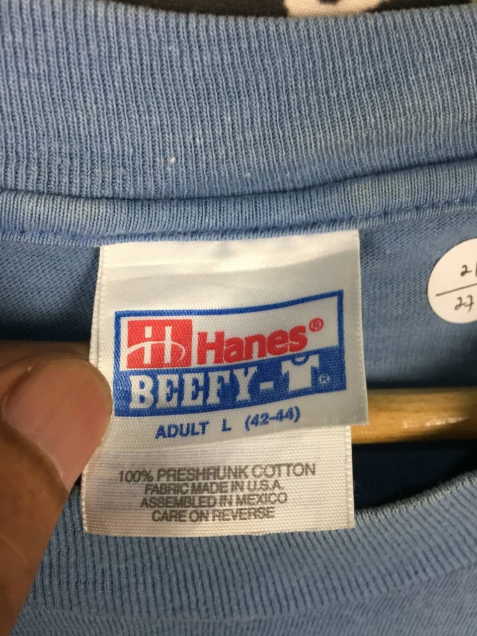 Vintage Vtg 90s Hanes Beefy-T America Embroidered Logo Tee Size US L / EU 52-54 / 3 - 12 Thumbnail