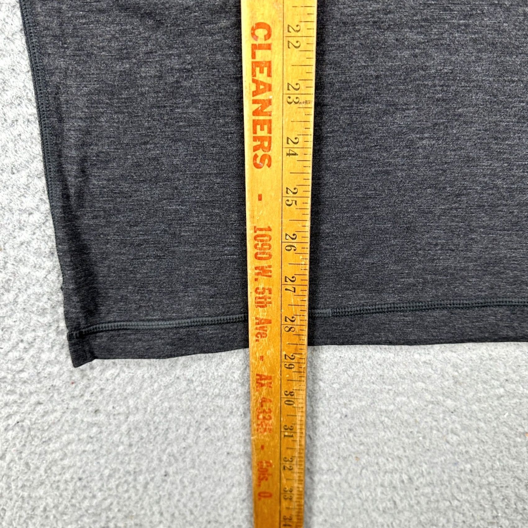 Lululemon Lululemon T-Shirt Men Large Dark Gray Athletic Short Sleeve Logo Breathing Crew Neck Shirt Size US L / EU 52-54 / 3 - 6 Thumbnail