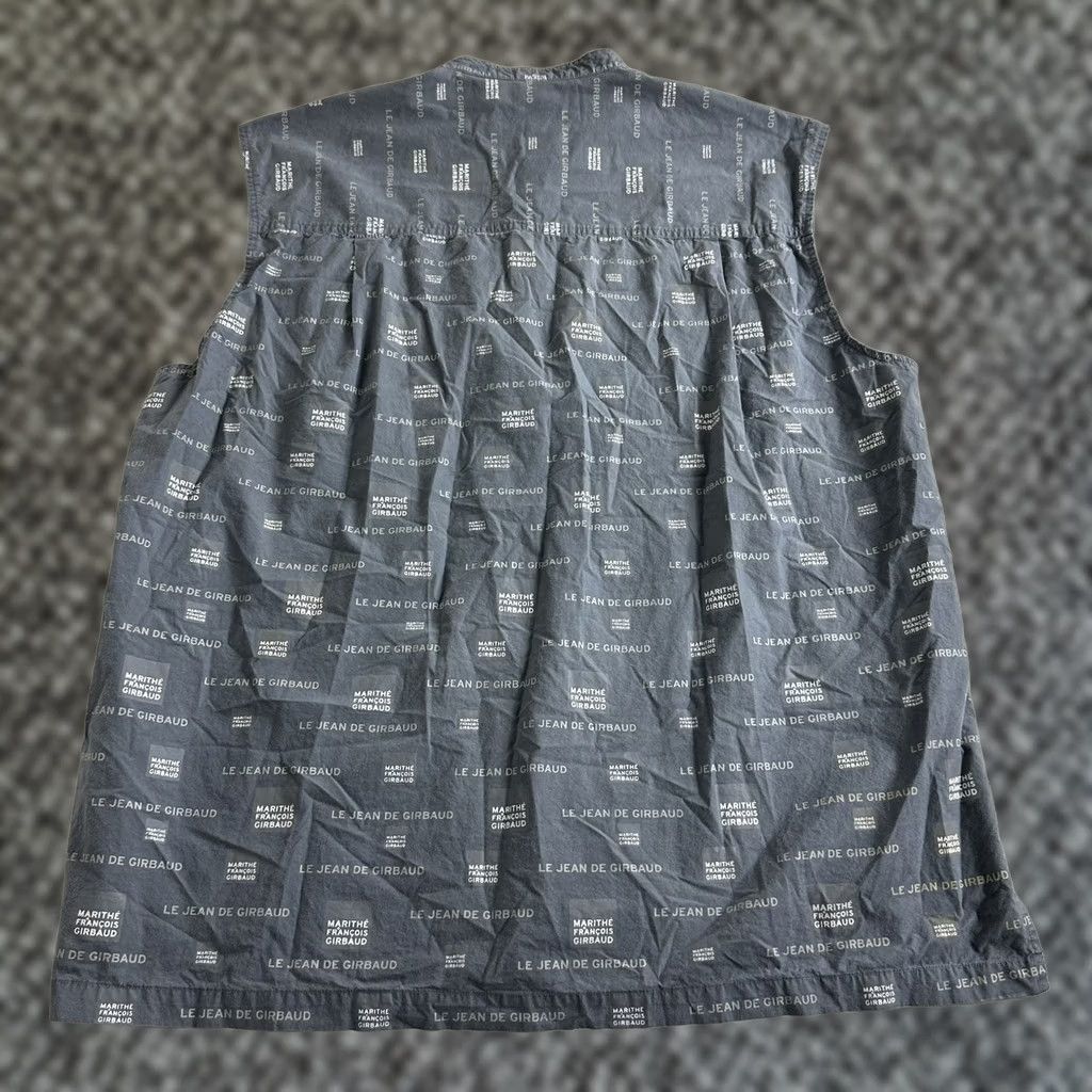 Gloverall Marithe Francois Girbaud Mens Button Up Sleeveless Vest Size 2XL All Over Print Vest Quilted Solid Gray Pocket Collared Size US XXL / EU 58 / 5 - 1 Thumbnail