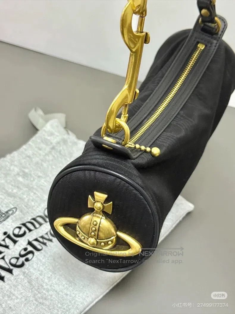 Other Vivienne Westwood size os Pillow bag with large Saturn logo Size ONE SIZE - 4 Thumbnail