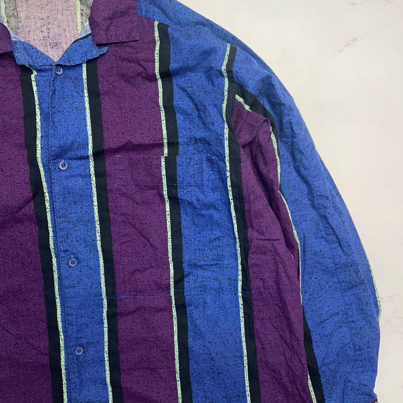 Vintage Vintage x streatwear 90s Martinique Rainbow Button Shirt Size US L / EU 52-54 / 3 - 6 Thumbnail