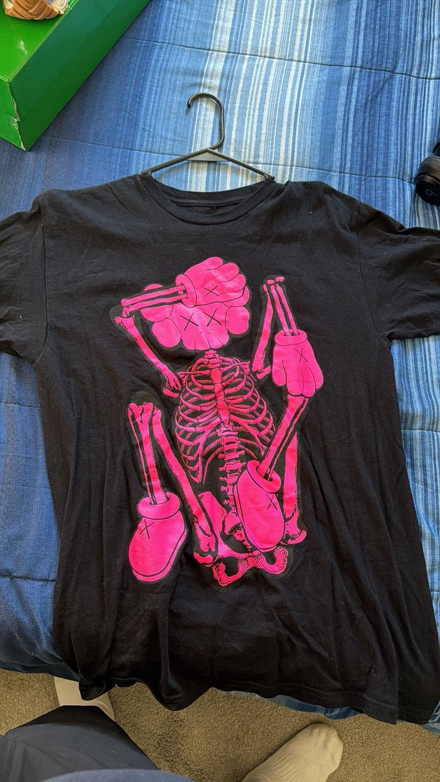 Kaws KAWS x Skeleton Tee - , eye-catching design #KAWS #Skeleton Size US M / EU 48-50 / 2 - 1 Thumbnail