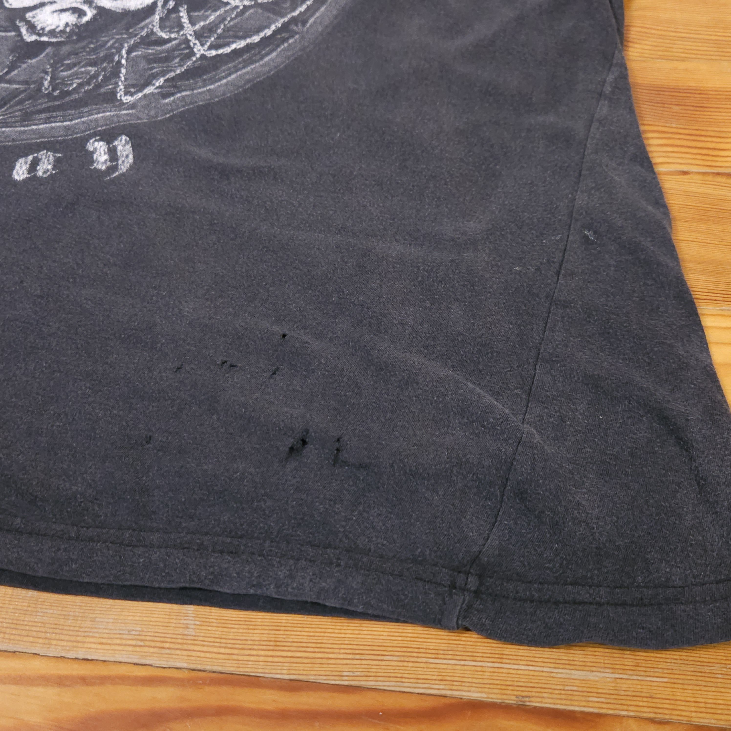Band Tees Vintage Dimmu Borgir Norway T-shirt Death Metal Distress Size US XL / EU 56 / 4 - 7 Thumbnail