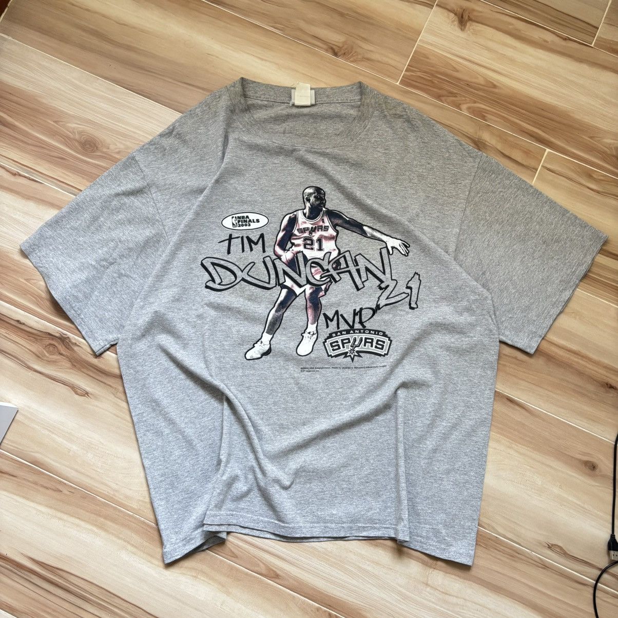 Lee × NBA × Vintage Vintage 2000s Tim Duncan MVP 21’ San Antonia SPURS Size US XL / EU 56 / 4 - 1 Thumbnail