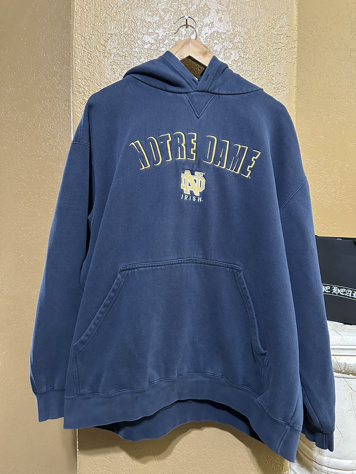 Vintage 🔥 Vintage Faded University of Notre Dame Irish Hoodie Y2K XL Size US XL / EU 56 / 4 - 1 Thumbnail