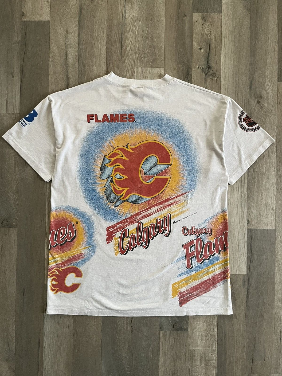 Vintage Vintage Calgary Flames Bulletin Athletic AOP Tee Size US XL / EU 56 / 4 - 2 Thumbnail