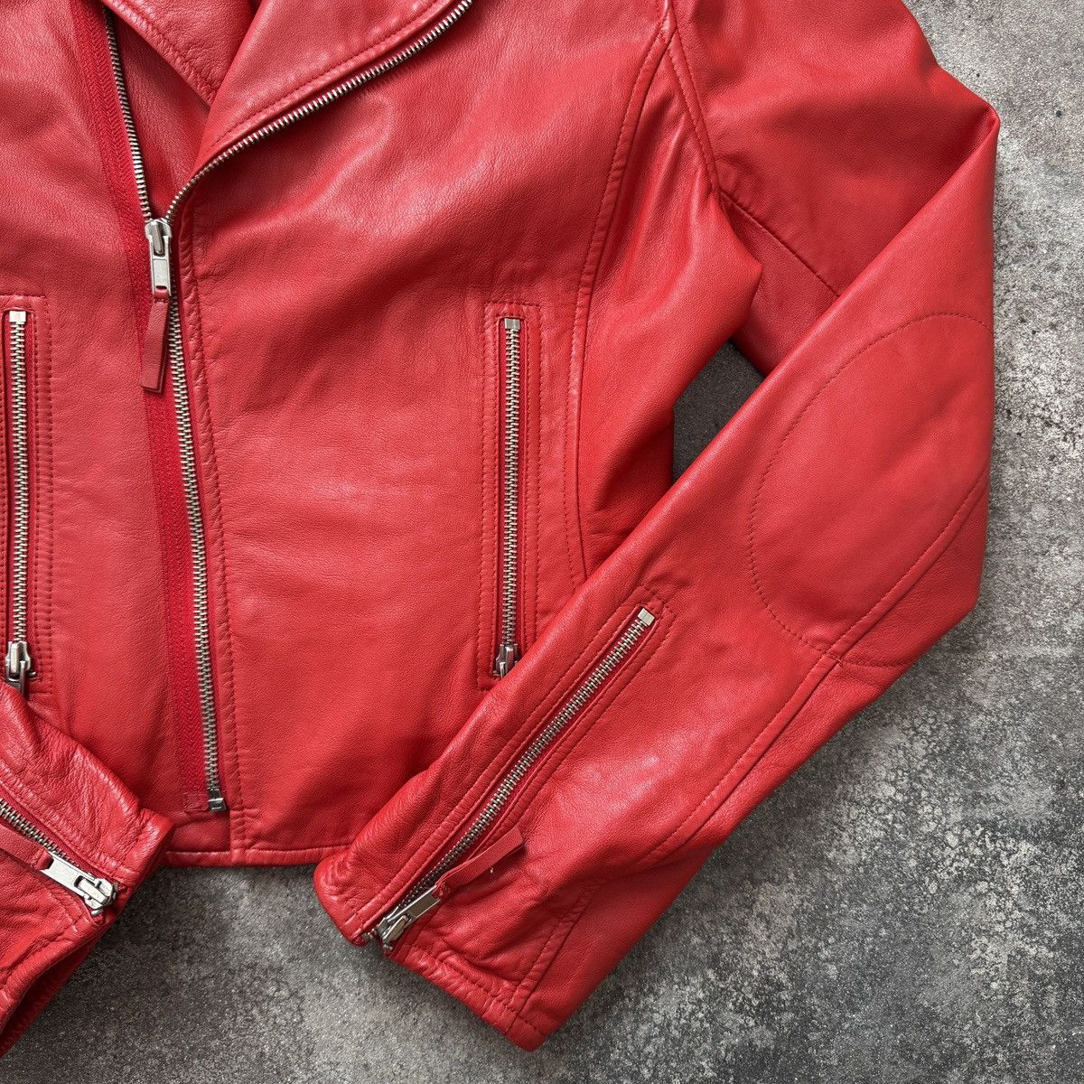 True Religion True Religion Vintage Y2K Leather Moto Jacket Size M / US 6-8 / IT 42-44 - 7 Thumbnail