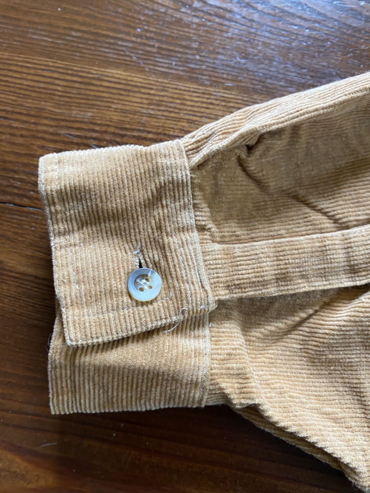 Vintage Vintage 80’s Smash Tan Camel Corduroy Button Up Shirt Size US XL / EU 56 / 4 - 13 Thumbnail