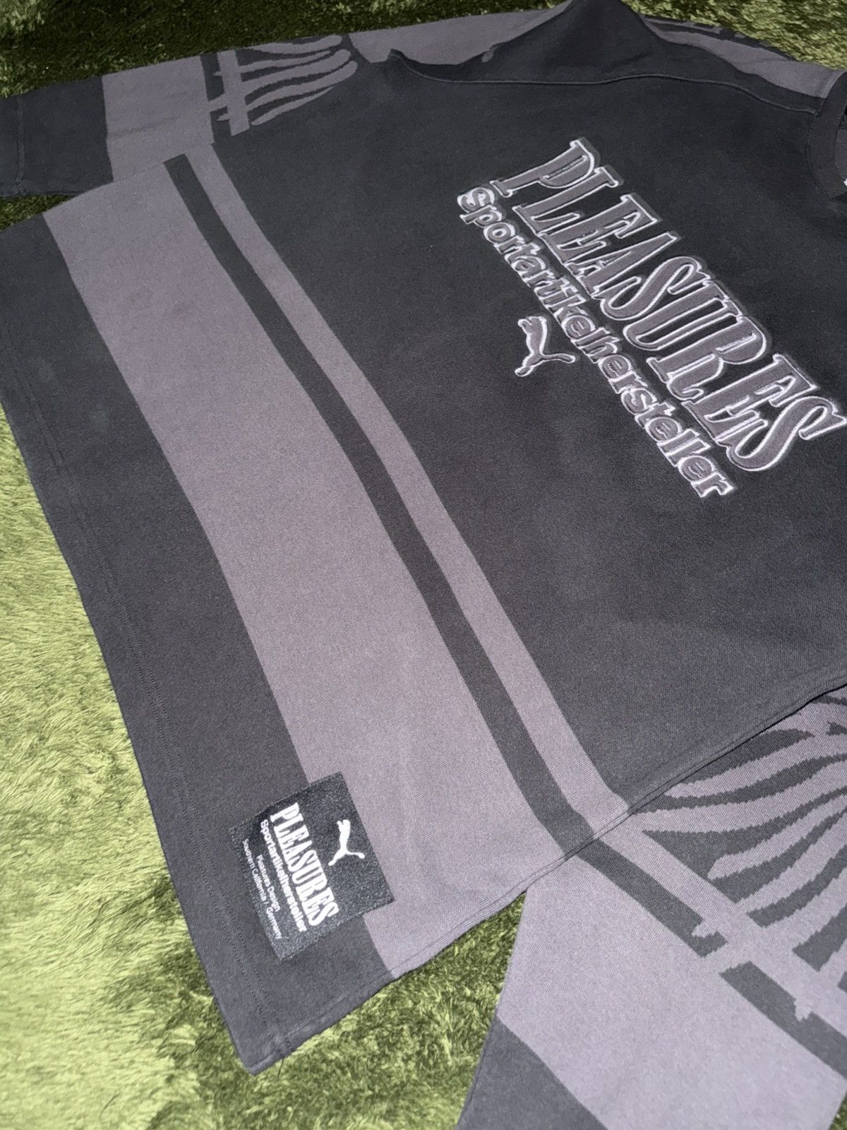 Pleasures × Puma [L] Puma x Pleasures Cotton Hockey Jersey Black Size US L / EU 52-54 / 3 - 4 Thumbnail
