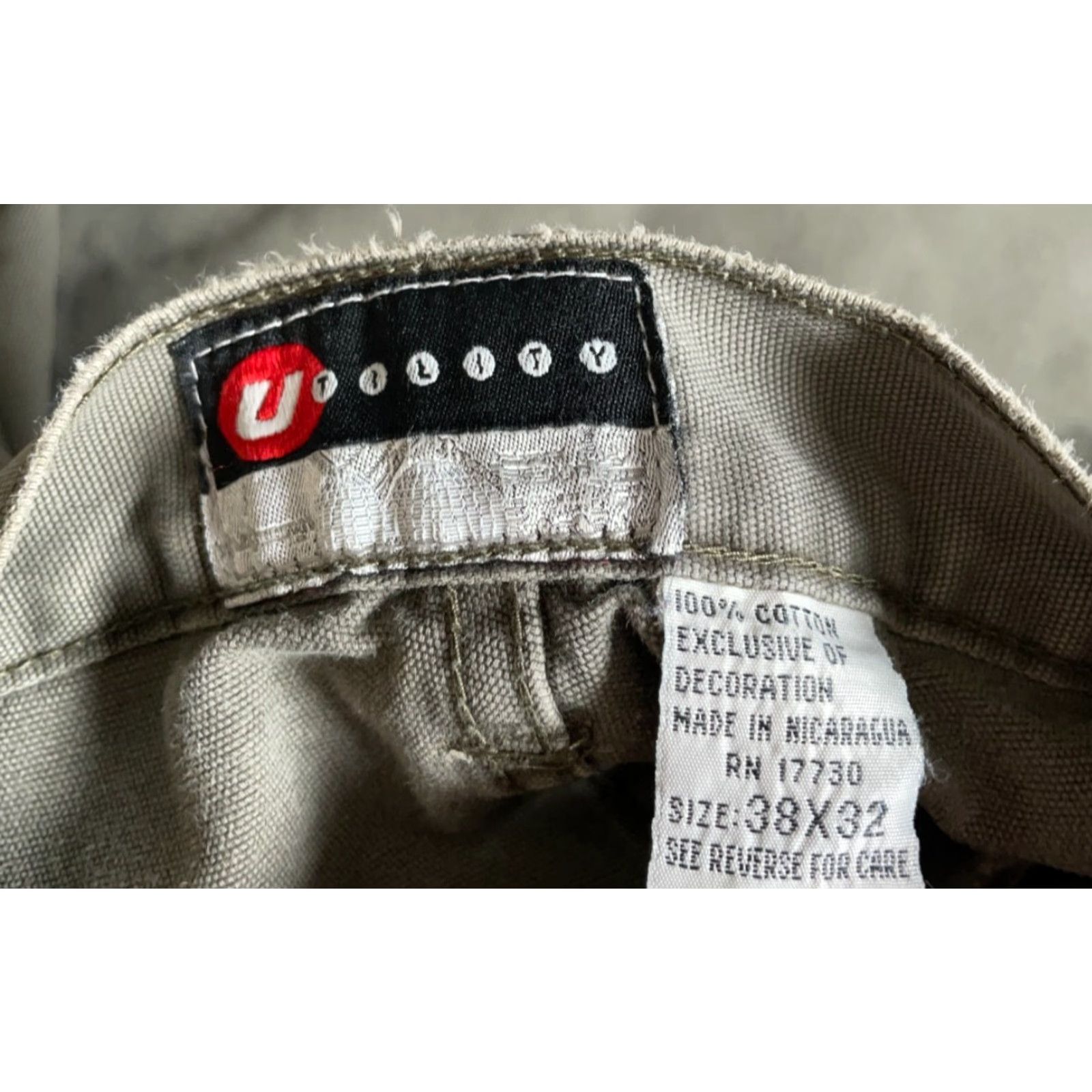 Vintage VINTAGE Utility Pants Baggy Fit Carpenter Olive Green 36 x 31 Mens 38/32 Tag Regular 100% Cotton Straight Front Pockets Workwear Cyber? Size US 36 / EU 52 - 3 Thumbnail